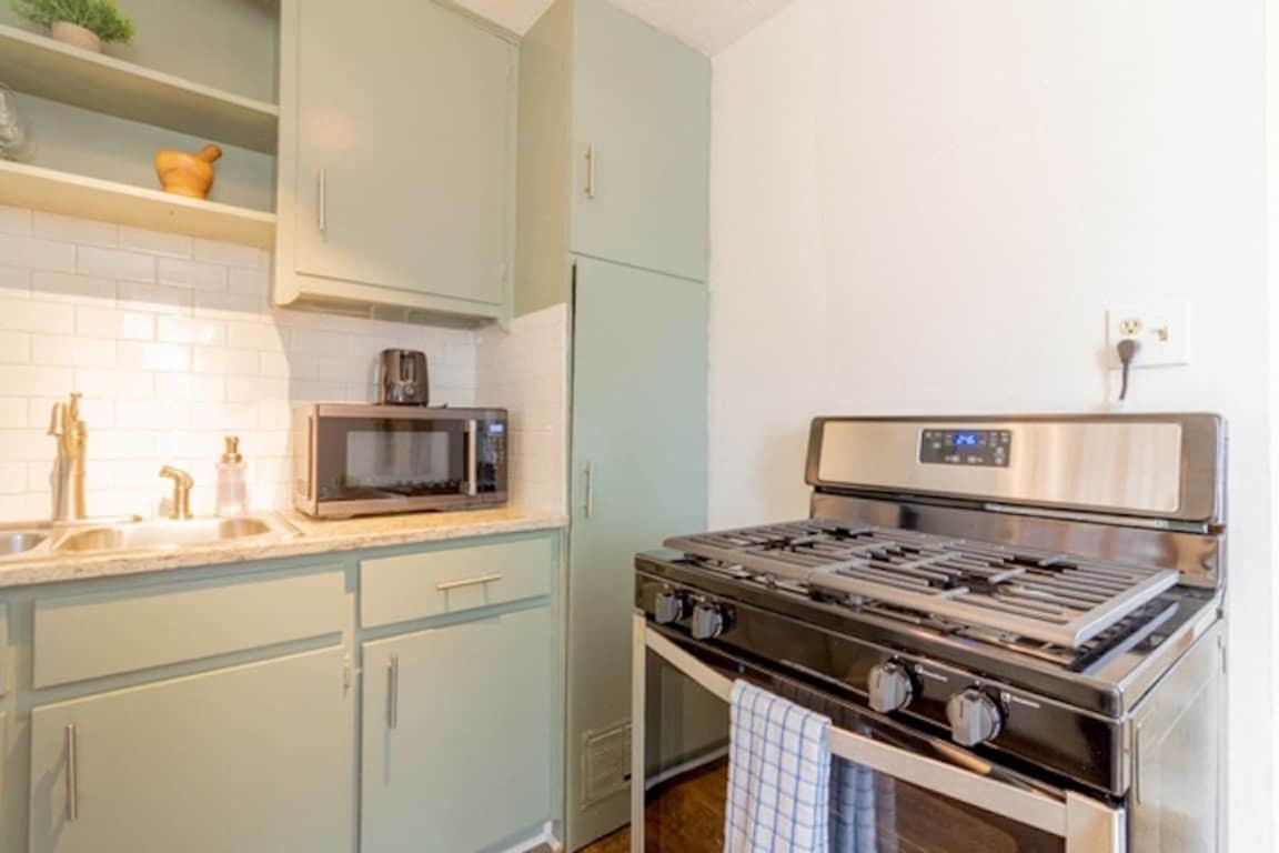 The Delightful Doubles- Unit A- Centrally Located *