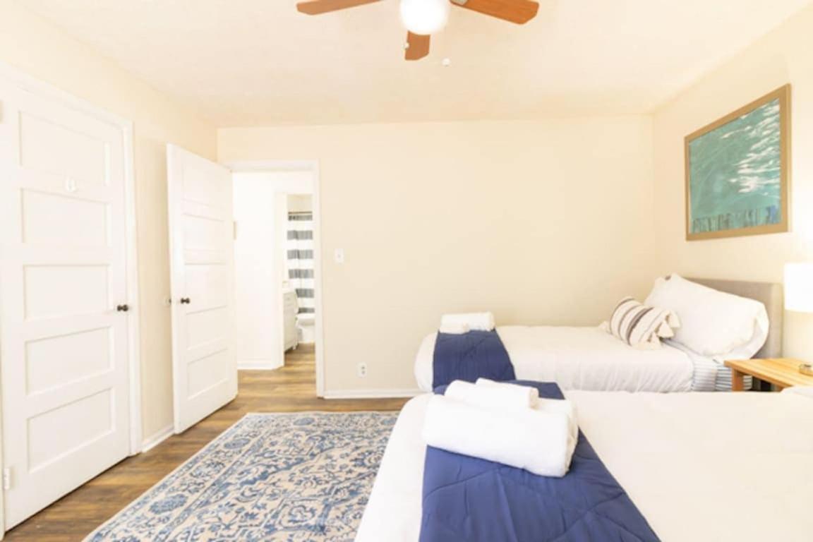 The Delightful Doubles- Unit A- Centrally Located *